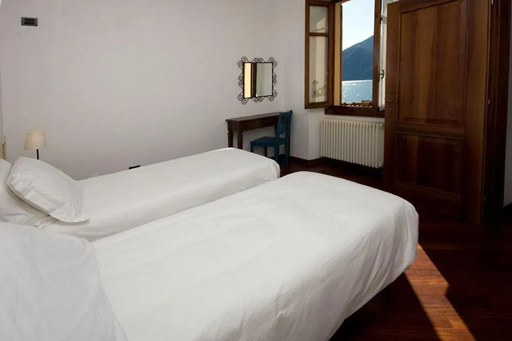 Апартаменты Il Molo Di Hotel Villa Aurora Лезено